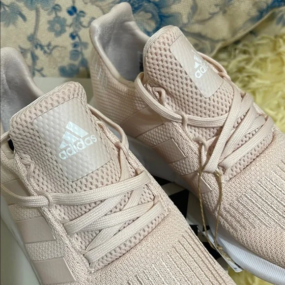 Adidas Swift Run 1.0 Shoes Womens Size 8 NWT - Picture 11 of 11
